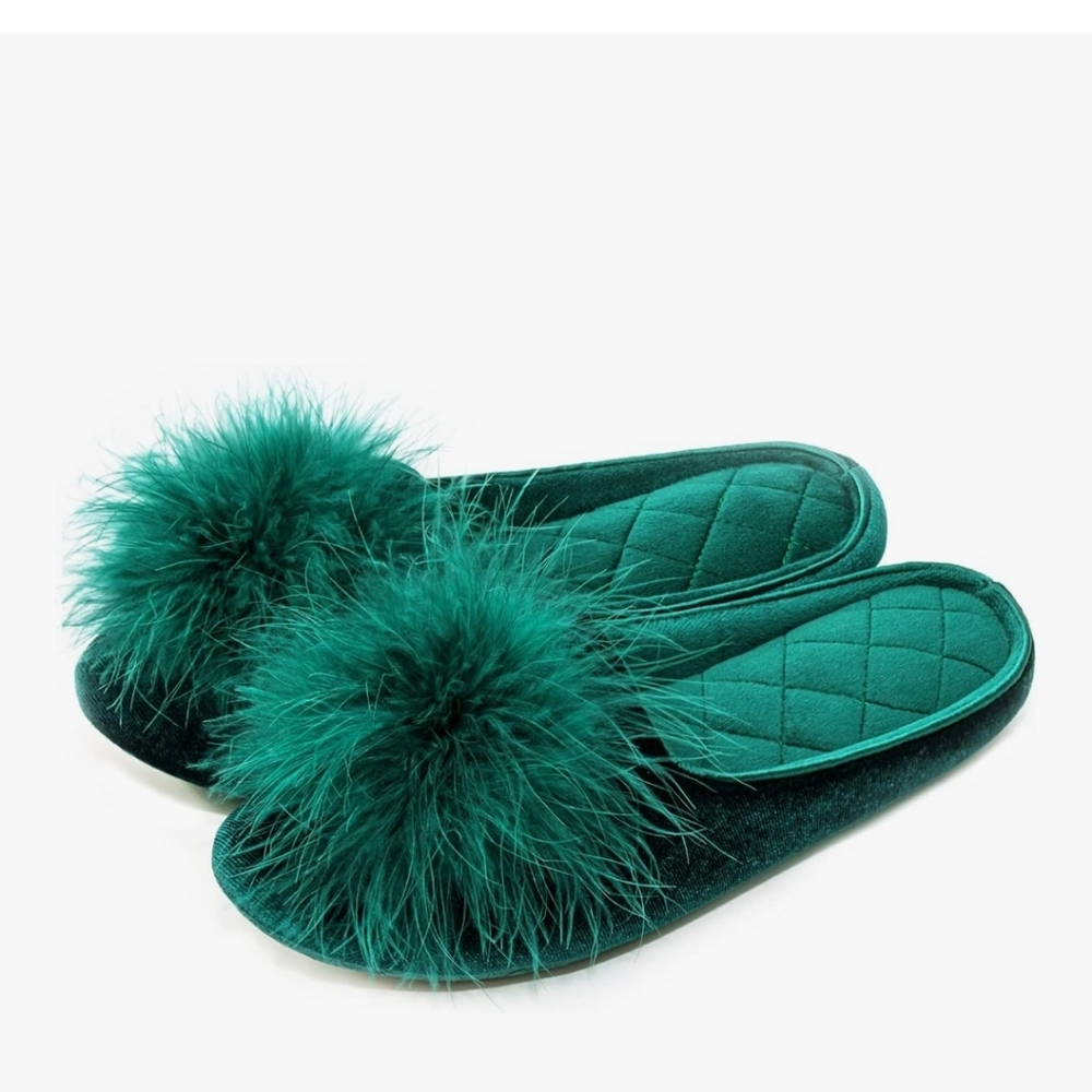 GRITHEIM Women's Ladies House Slippers Bedroom Slippers 7-7.5 Size Pom Pom